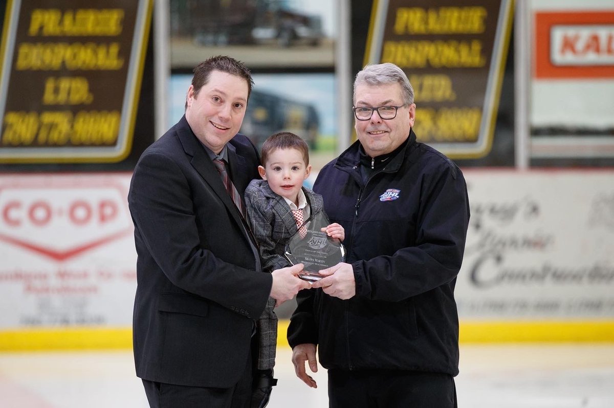 TheAJHL's tweet photo. Congratulations to the four finalists for AJHL Coach of the Year - Kevin Hasselberg @drumdragons, Brad Rihela @LloydBobcats, Brad Moran @Calgary_Canucks and 2022-2023 winner Shawn Martin @WolverinesJrA. https://t.co/tdsRFYxFdi