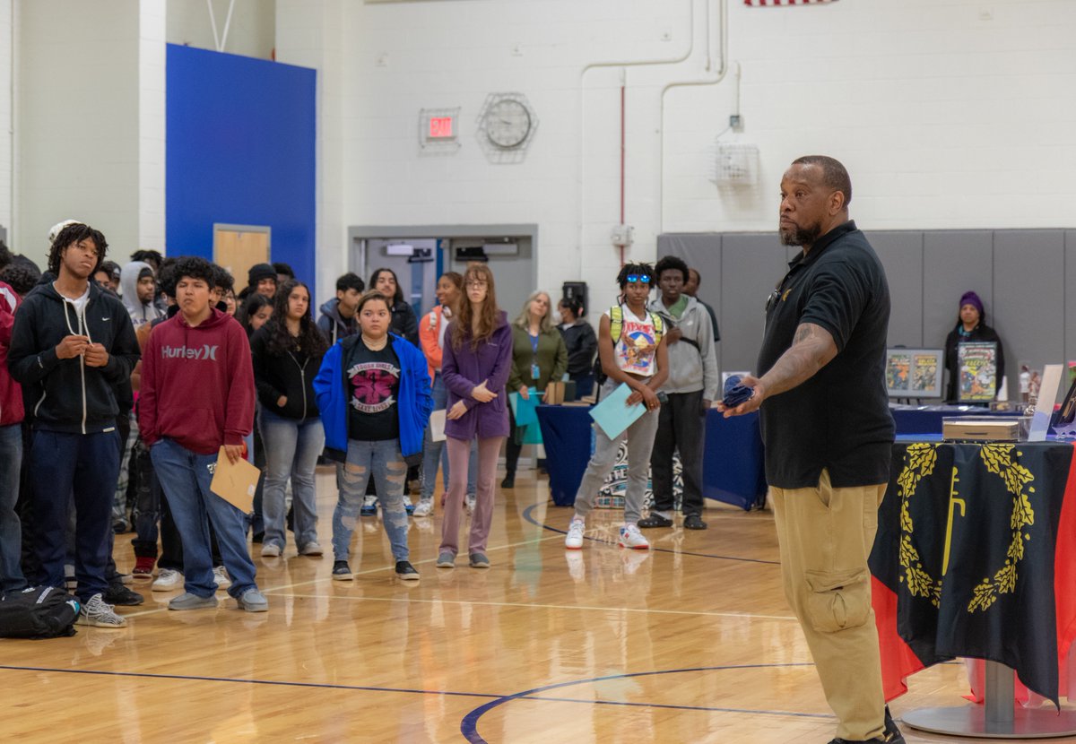 What an incredible day at Garner Magnet High School! The Mobile Black History Museum visited the school along with Museum Coordinator Dr. Tracy Washington. Students and staff explored more than 1,000 African-American historical artifacts and memorabilia.  #HistoryEducation