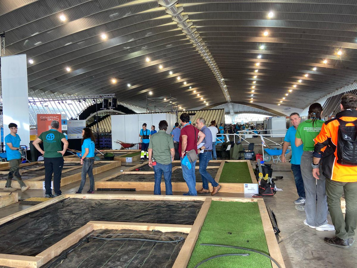ieselsobradillo's tweet photo. Hoy han dado comienzo las Canarias Skills 2024 en el Recinto Ferial de Santa Cruz de Tenerife.
Mañana la segunda jornada. ¡No te la pierdas!
Educación_GobCan
#observatorioFPcan
#InnovaFpcan
#emprendimiento https://t.co/AmCIbvh5Z7