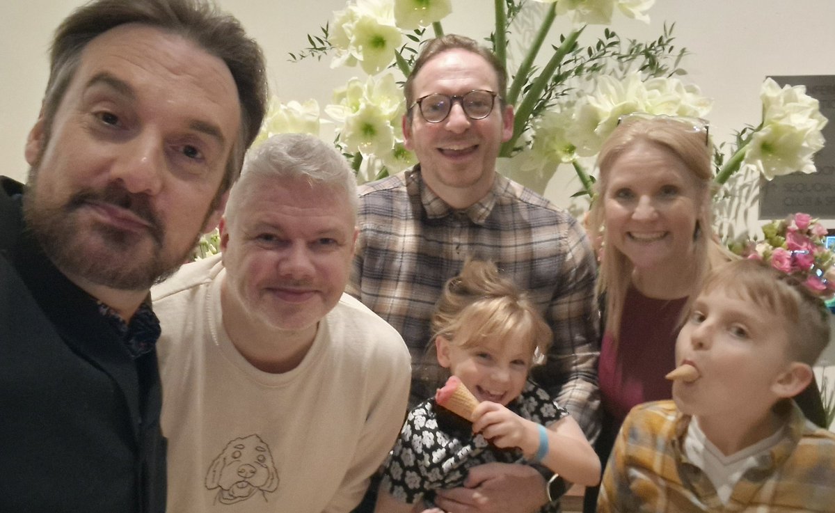 Timsley's tweet photo. Up the Grove with the Stoller's for Uncle David's BiRtHdAy..! #WHOISNT 😜 #TIMMYALEXISCARRINGTONWARD #THEGROVE #GODCHILDREN #JACKIECOLLINS #WILMA #STOLLER #MELANIE #DAVIDDEXDEXTERMASSEY https://t.co/oNm2UVQJne