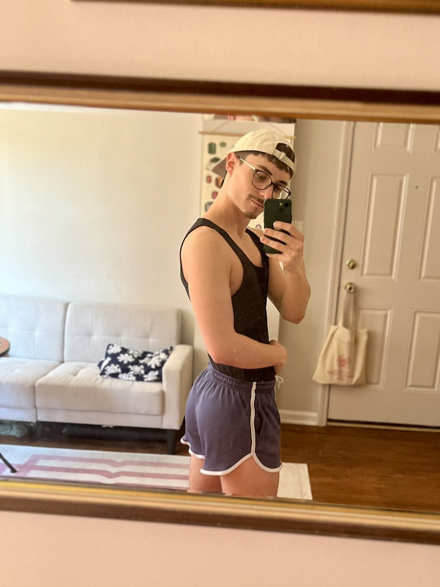 Got new glasses 🤓