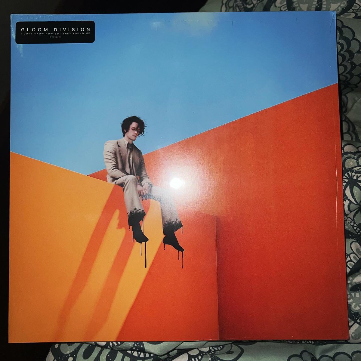 rhett_a_kins's tweet photo. GLOOM DIVISION/// I DON’T KNOW HOW BUT THEY FOUND ME
#gloomdivision #idontknowhowbuttheyfoundme #idkhow #idkhowbuttheyfoundme #music #album #vinyl #alternative https://t.co/O65xnsKtVw