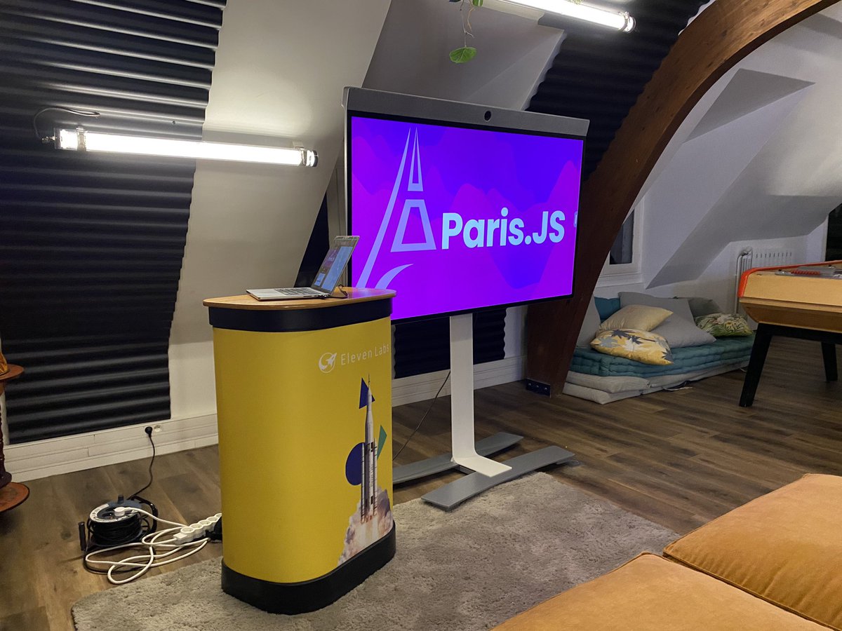 Paris.JS tweet media