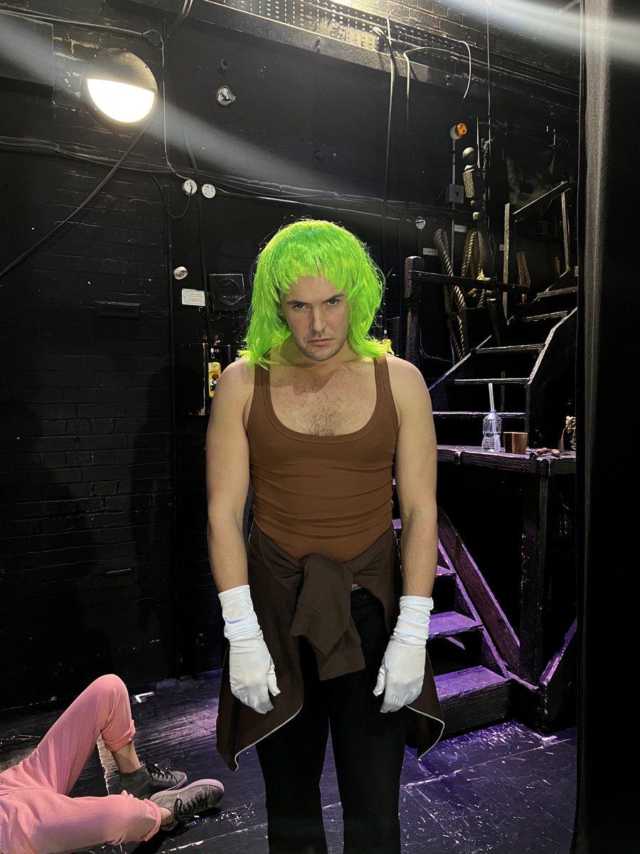 TheWillCallan's tweet image. ⁦@JordanPollard⁩ caught the train all the way from Glasgow! #willywonka #wonkagate