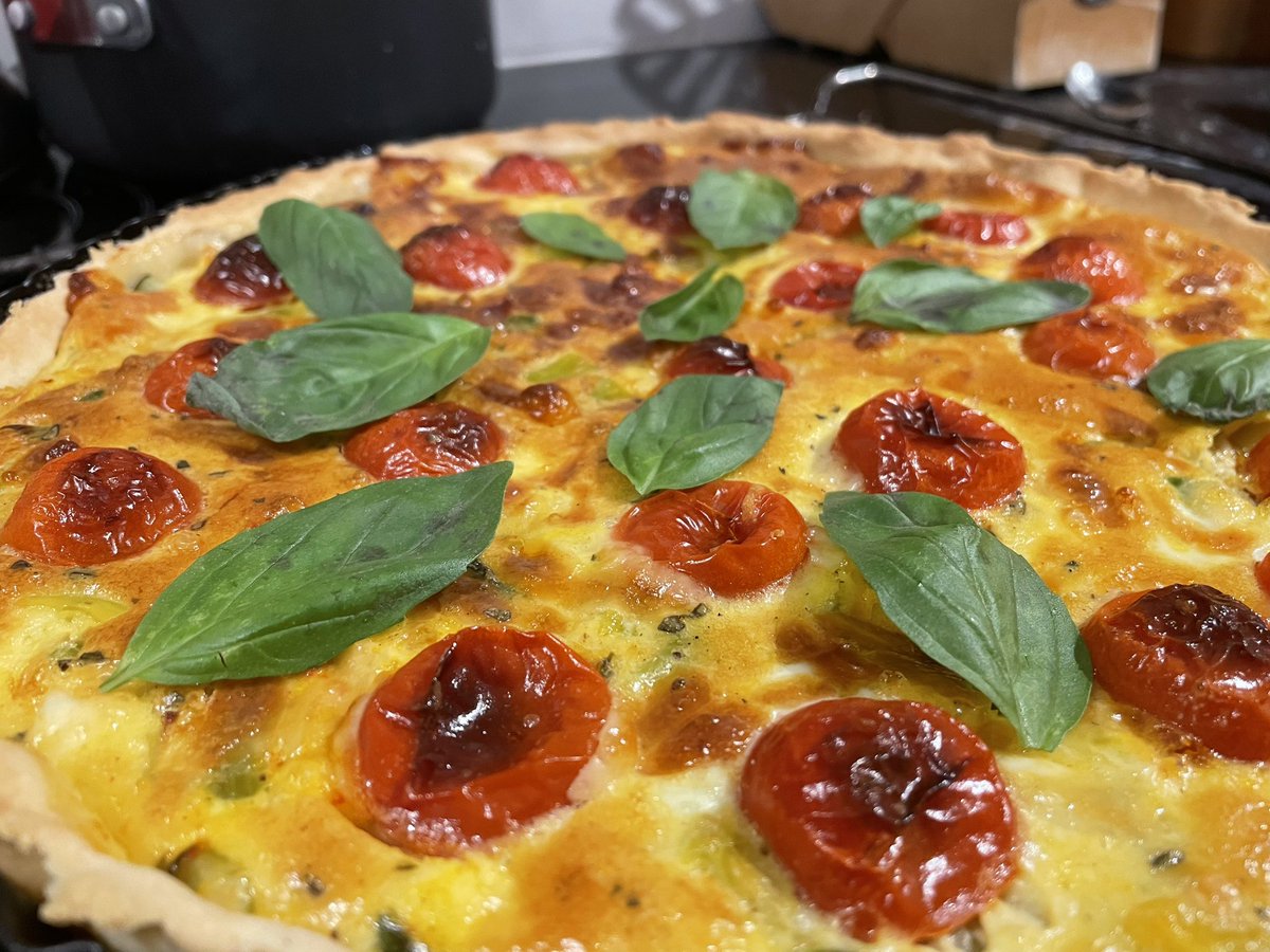 Don’t be fooled: yes it looks delicious&amp; was delicious but behind it is  drama as the home-made pastry failed &amp; a last minute rush to the supermarket saved the dish. Never judge a photo, person by looks alone. There is often a story behind. #mentalhealth #cookingtherapy