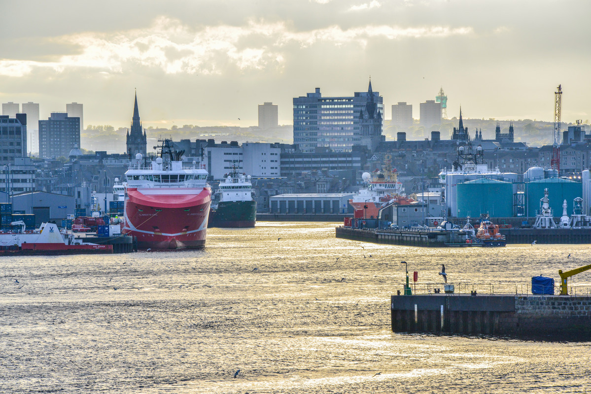 Join researchers from our Just Transition Lab online where they'll present their latest report 'Measuring Just Transition in the North East' exploring the transformation of the UK’s energy sector over the coming decades - 2-4pm tomorrow. Register - abdn.io/rR