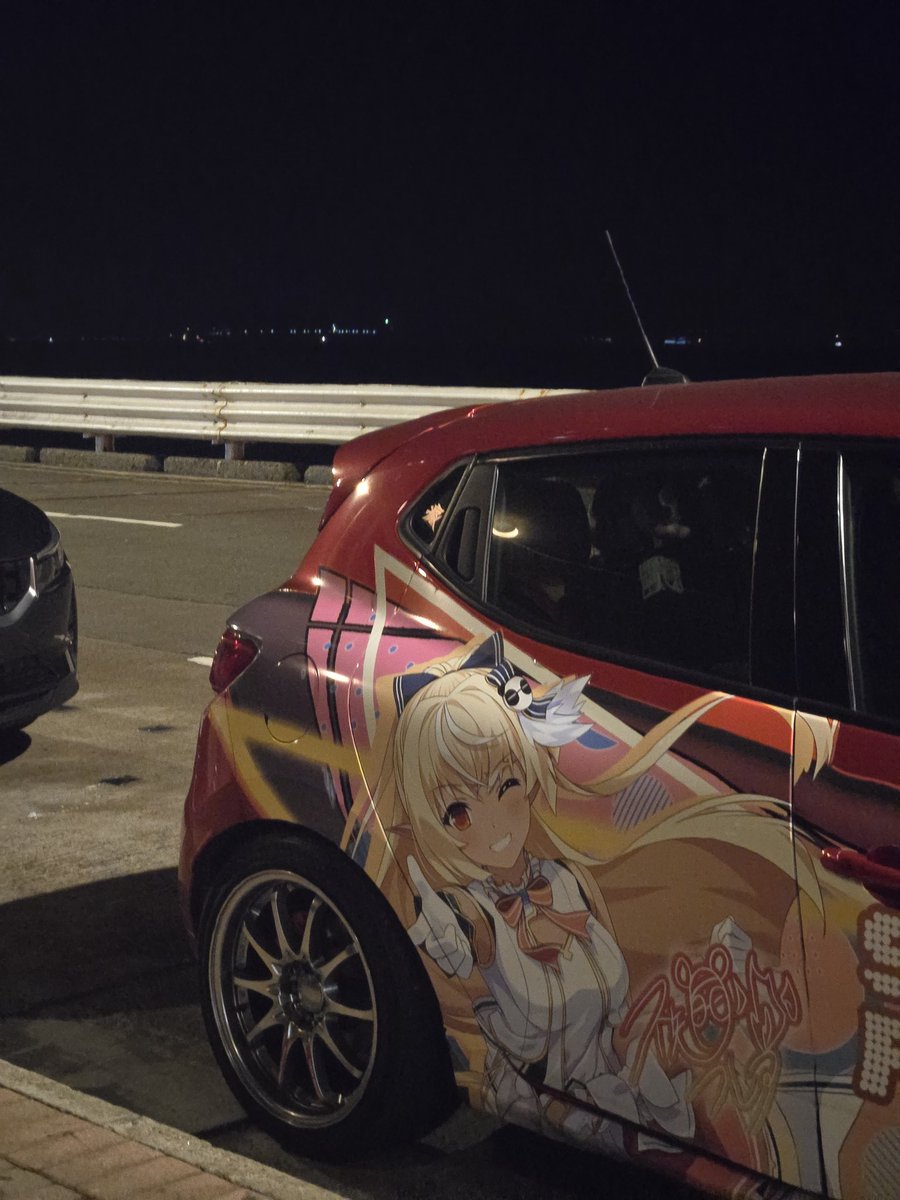 OscarF1sh's tweet photo. Night drive
#痛車
#itasha
#hololive #flare
#renault #clio_rs https://t.co/lWMP6lOAhJ