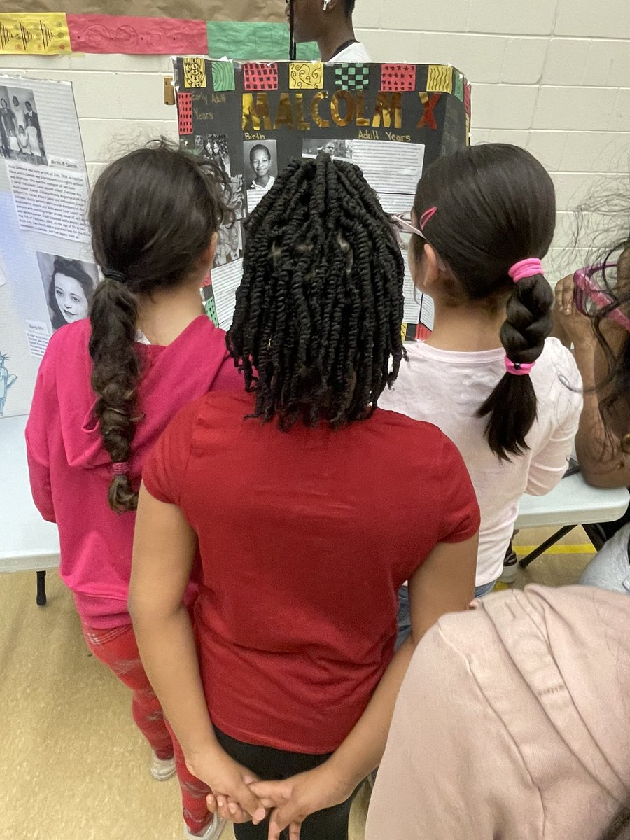 StAidan_CES's tweet photo. The Celebrating Black Excellence Symposium has been taking place throughout the day today. Students have been visiting the stations &amp; were even treated to a fashion show showcasing clothing from different countries. https://t.co/5wDhMbKNlL