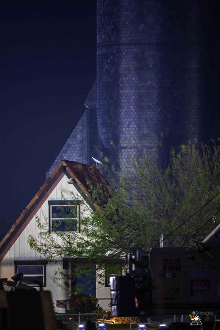 [Image: GHccmjCXoAAc-ro?format=jpg&name=small]