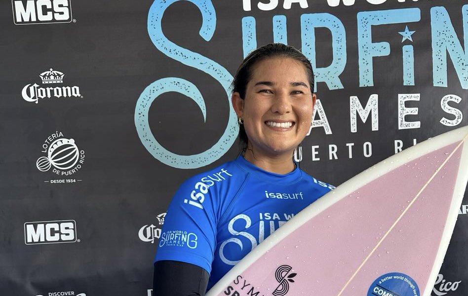 HugQuesada's tweet photo. Brisa Hennessy también avanzó a Octavos de Final, ganando el heat más complicado del Mundial de Surf en Puerto Rico donde estaban los 4 Atletas del Championship Tour en este momento 🏄🏽��♂️ 🇨🇷🇵🇷 https://t.co/EAjrKGnqjk