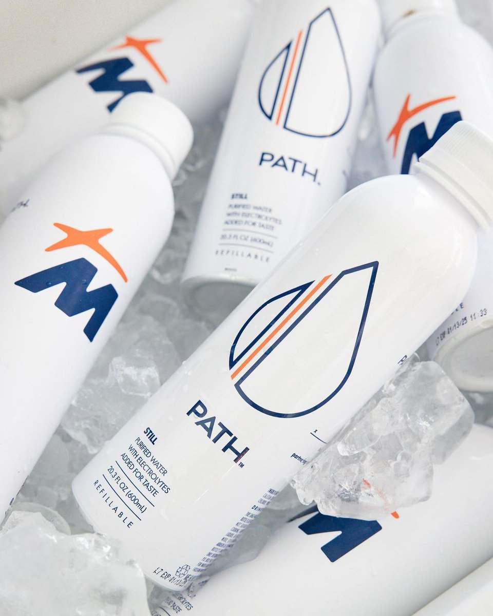 vintage clothing on the blockchains meets sustainable hydration with the <a href="/mntge_io/">MNTGE</a> x PATH cobrand partnership. #refillit
drinkpathwater.com/pages/partners…