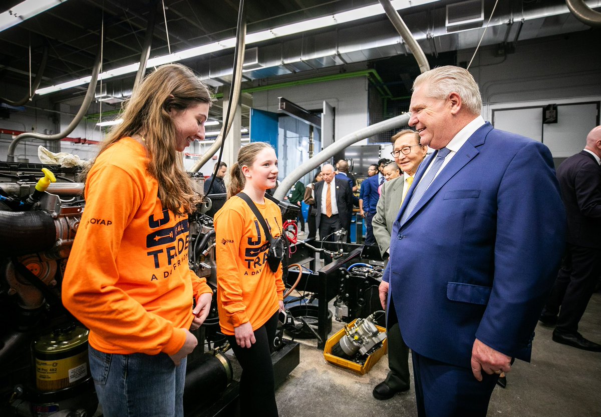 fordnation's tweet photo. This morning’s Jill of All Trades event at @CentennialEDU was a great opportunity to celebrate the many hardworking women in Ontario’s trades sector and highlight the fantastic, good paying opportunities that are available in the skilled trades. https://t.co/x3MXmg0Nru