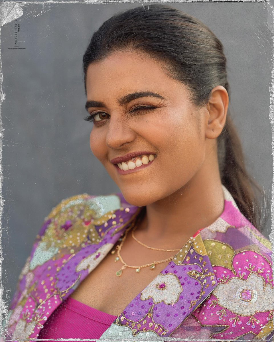 rmandanna949's tweet photo. Uff @aishu_dil 🥵🔥

#AishwaryaRajesh https://t.co/N0dKG9kETt