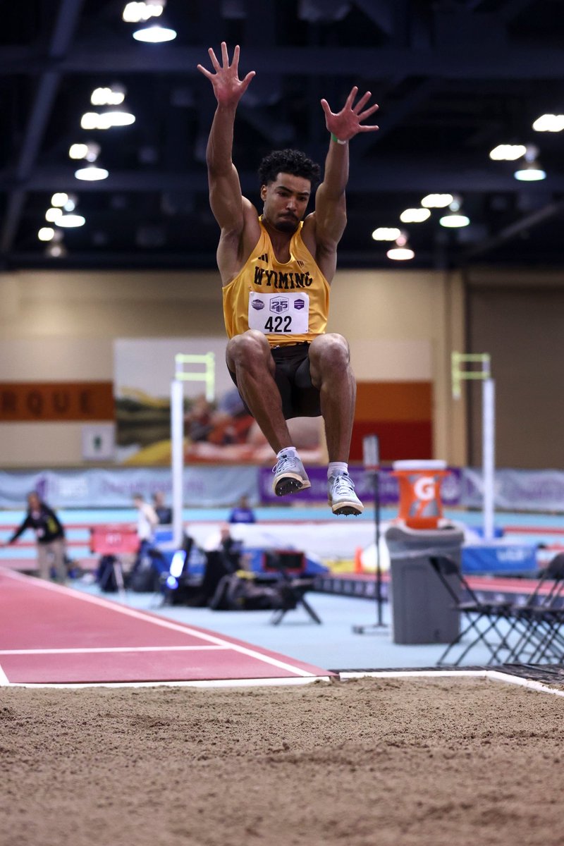 Wyoming Duo Qualifies in the Long Jump for 2024 NCAA Indoor Track &amp; Field Championships >> bit.ly/49BKcuX