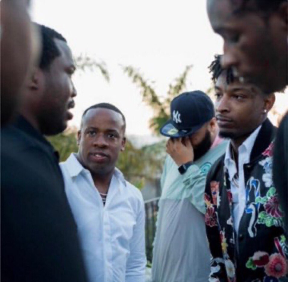 It was at this moment Meek Mill told the squad that he spent the night at one of Diddy's parties 😭