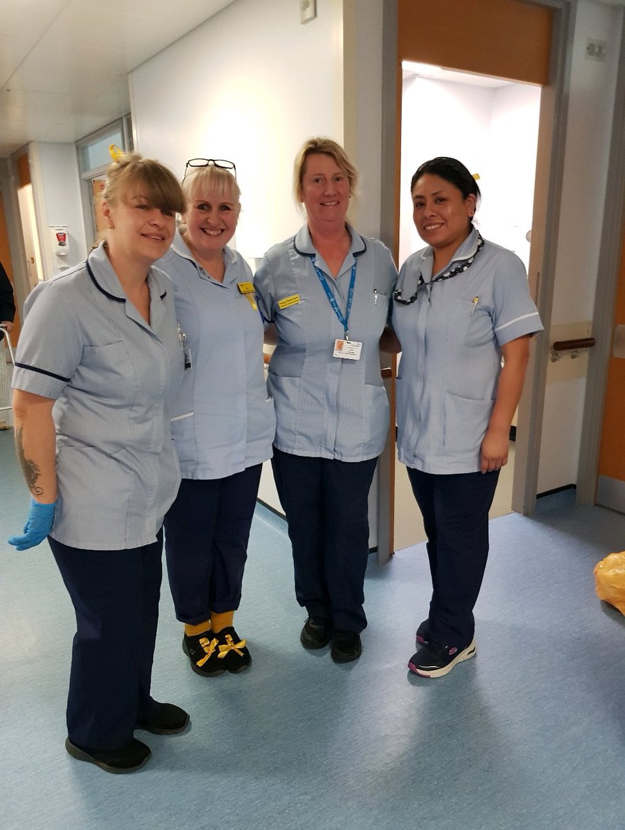 Charlenesargea1's tweet photo. Wobbly Wednesday at Bridlington Hospital. Raising awareness for falls prevention-well done everyone
@YSTeachingNHS
@Freya1869Oliver @NurseWhitfield @samsoulsby1 @SartainKj @ZoeJenn08445397 https://t.co/ighFzHoeSH