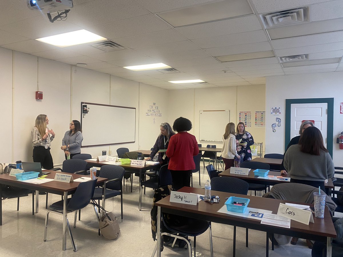 AMorgan_FCPS's tweet image. Great conversations at session 1 of Presenting to Adult Learners. Thankful for the opportunity to learn together with this group! #fcpssupport