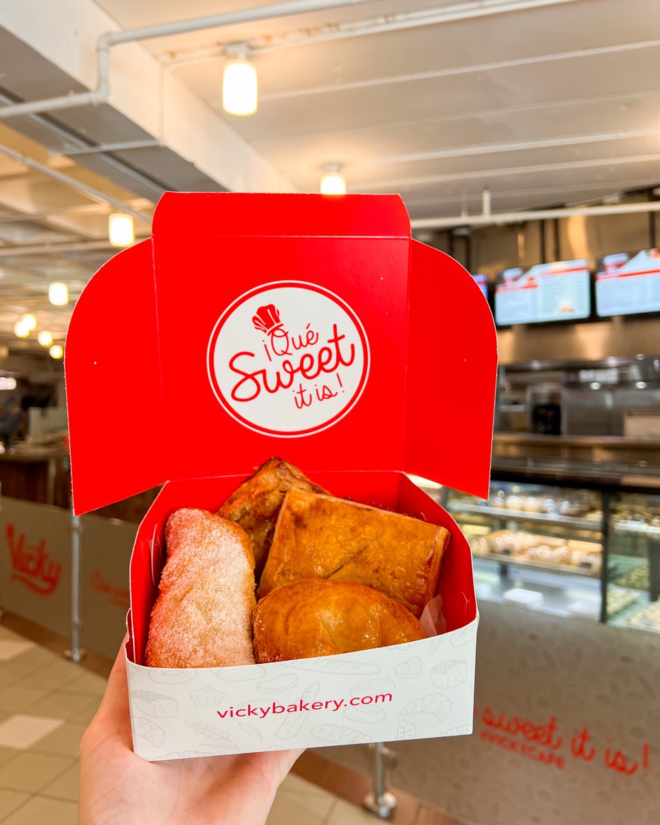 VickyBakery's tweet photo. Get your #VickyBakery favorites with just a few clicks, thanks to @Goldbelly! #QueSweetItIs #NationwideShipping https://t.co/12SXbCyrhy