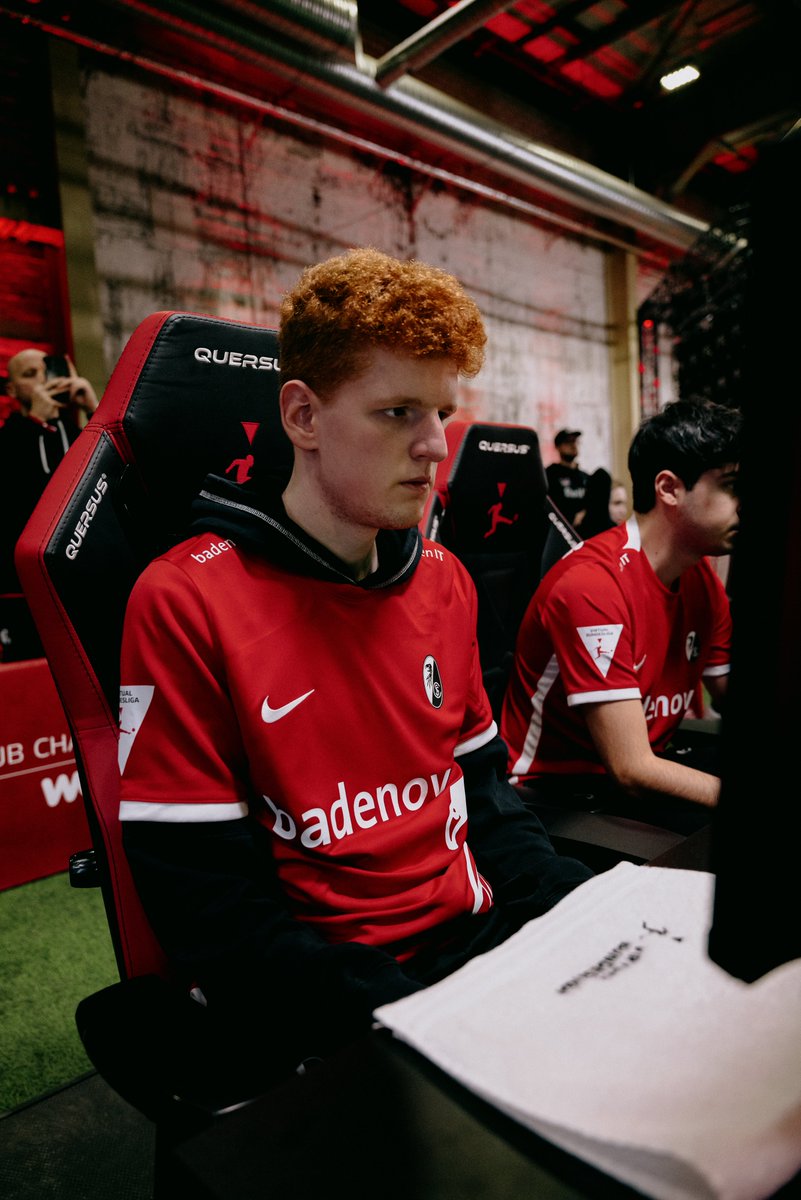 𝐅𝐫𝐞𝐢𝐛𝐮𝐫𝐠 𝐬𝐢𝐞𝐠𝐭 𝐢𝐦 𝐃𝐮𝐞𝐥𝐥 𝐝𝐞𝐫 𝐋𝐢𝐠𝐚-𝐍𝐞𝐮𝐥𝐢𝐧𝐠𝐞 ✨

Nach drei umkämpften Einzelspielen geht der 33. Spieltag an die Breisgauer 🙌

Beide Clubs waren schon vor Anpfiff für die #VBLCC-Playoffs qualifiziert - beachtliche Leistung der beiden Debütanten 👏