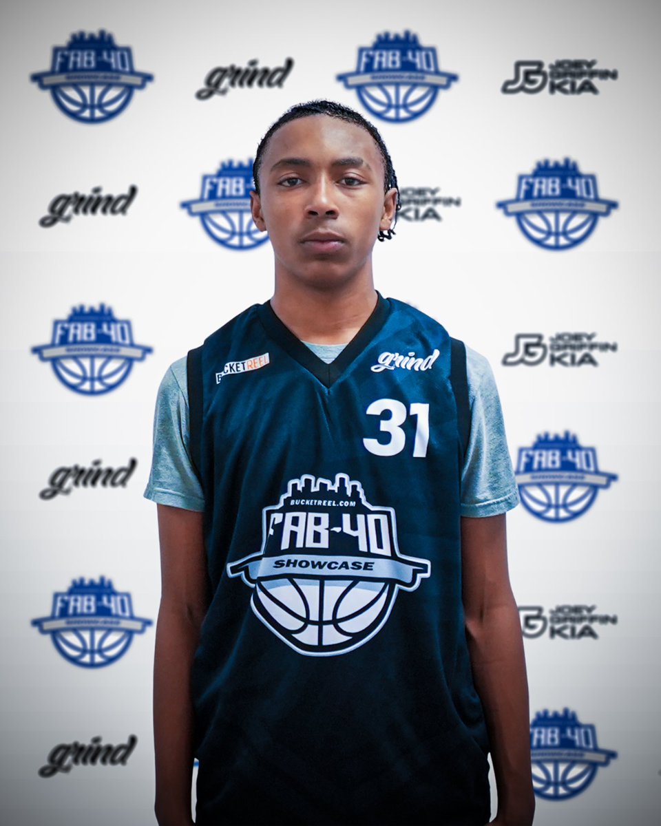 BucketReel's tweet photo. @CHC3 @HereGoJayAgain Lonnie Porter - 5’11” PG
Lumberton Jr High (2028)

A pure a scoring PG. Won multiple middle school titles. He can shoot it at a high level, dishes the ball well, protects the rock &amp; is creative w/ his dribble. Consistently produces at a high level. One to have on your watch list. https://t.co/Tks2twFxf2