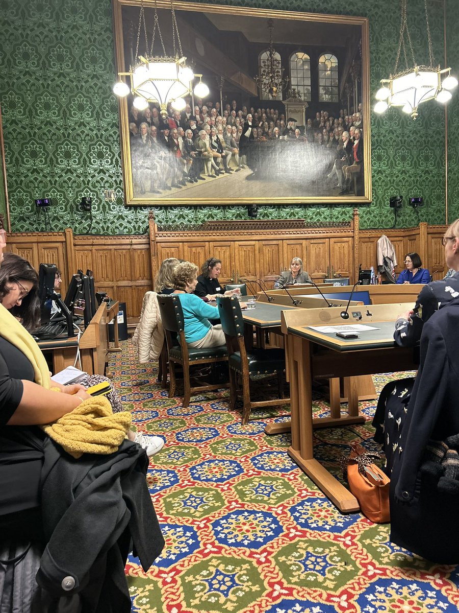 Amazing to be here at the @W_faith_forum sitting underneath a painting of all men in the houses of commons with a group of powerful women of all faiths and non asserting our power and making our voices heard!