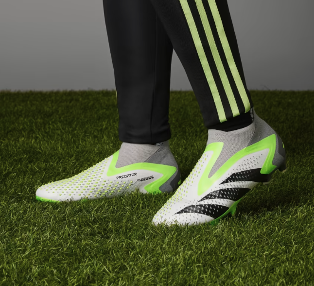 SOLELINKS's tweet photo. Ad: adidas Predator Accuracy + Firm Ground Soccer Cleats ‘Cloud White/Lucid Lemon’ on sale for $180 + FREE shipping => https://t.co/dABRlqp5Tc https://t.co/AlV4BRKsEp