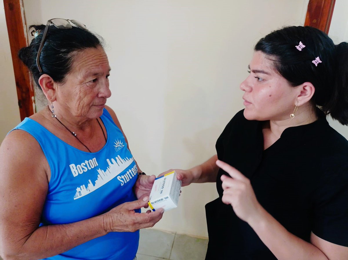 DPS_LosRios's tweet photo. (2/2)

✅Vacunación
✅Entrega gratuita de medicina

@Salud_Ec llega a todos los rincones sin olvidar ninguno, eso es #ElNuevoEcuador 🇪🇨 https://t.co/suBHgZoKUz