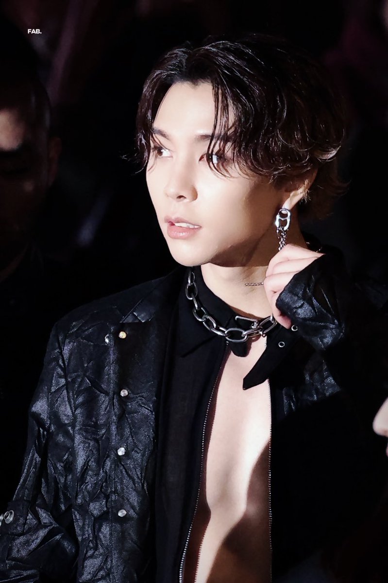 240228

🌠

#쟈니 #JOHNNY #NCT127 
#ACNESTUDIOSXJOHNNYSUH
#AcneStudiosFW24 <a href="/acnestudios/">Acne Studios</a>