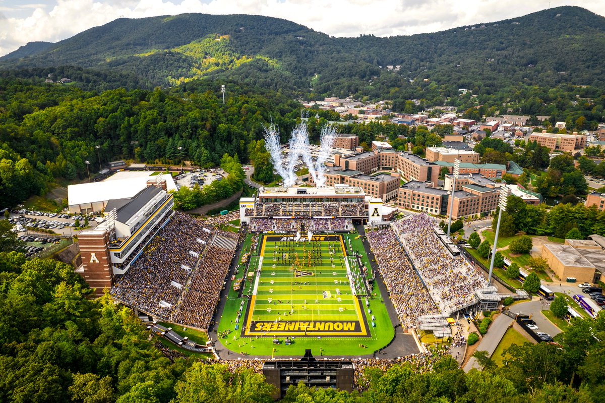 AppState_FB's tweet photo. Makes sense 👀

#GoApp https://t.co/R8KZ0afG0P