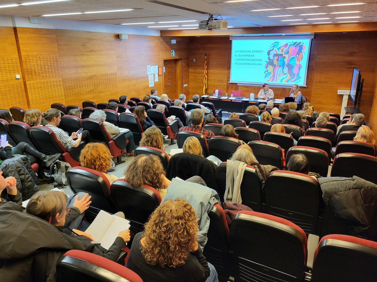Avui hem donat inici al Forum d'Educació Inclusiva del <a href="/conselleducacio/">Consell Educació</a> amb <a href="/CarmeOrtoll/">Carme Ortoll</a> com a presidenta. Mercè Esteve i Prudens Martínez ens fan reflexionar sobre la situació actual I el #DUA En <a href="/PauGaMaQ/">Pau Gaitán</a> exposa sobre #CentresEnDansaPerlaInclusio <a href="/jesus_vinyes/">Jesús Vinyes i Cirera</a>