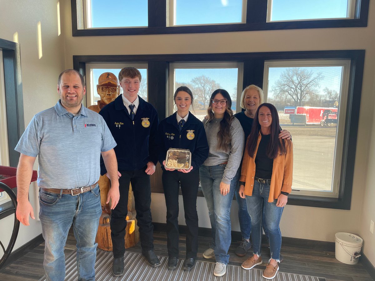 MustangSeedsInc's tweet photo. 🌟🍪 A Big Thank You to Madison FFA Students for the Sweet Surprise! 🌟🍪
Hey #MustangSeedsCommunity! We want to extend a heartfelt thank you to the amazing Madison FFA students for the special delivery of homemade treats! 🍪😊 #FFACommunity #ThankYou #KindnessMatters 🚜💚 https://t.co/5DZUFI5pyn