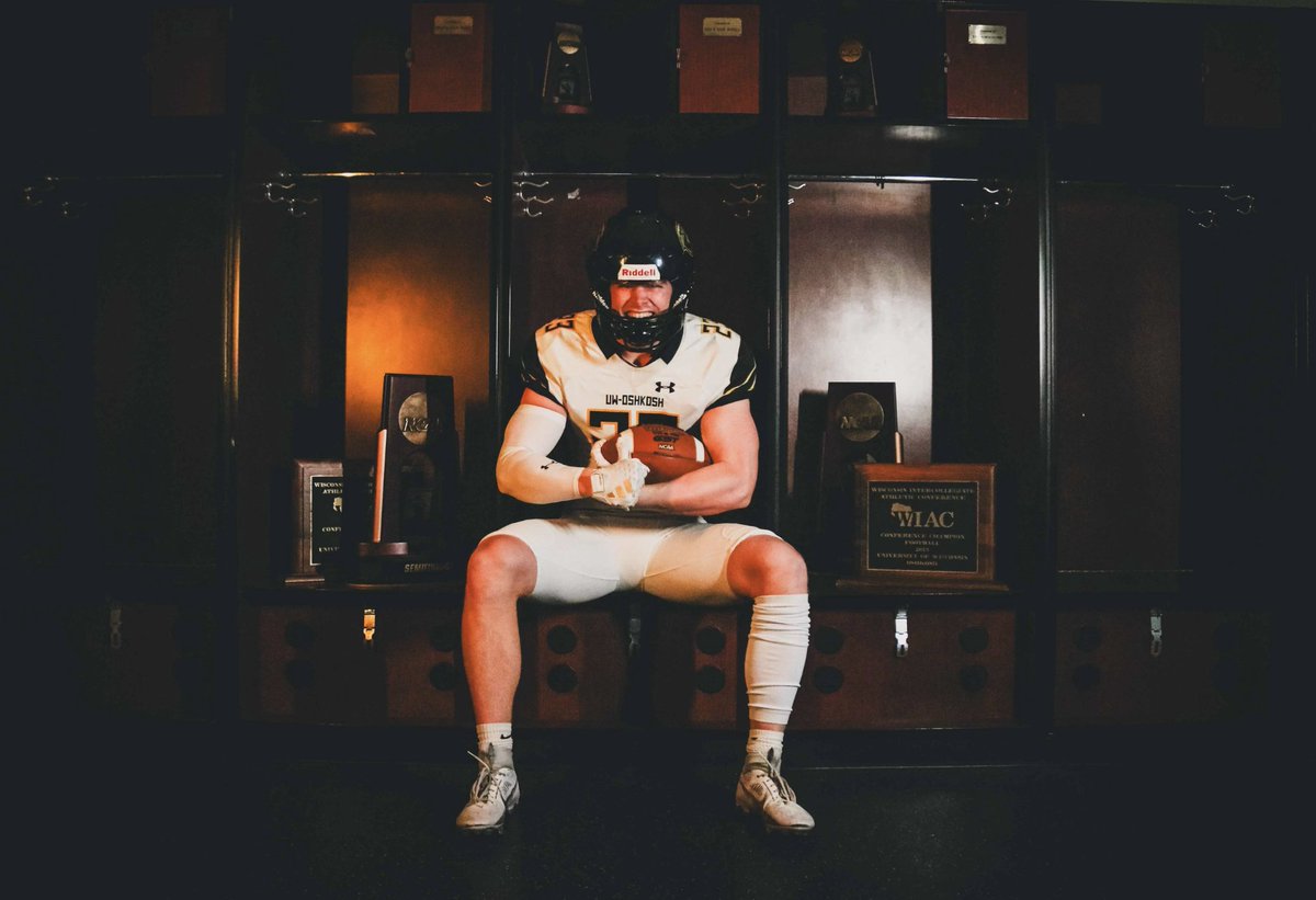 UW-Oshkosh Football tweet media