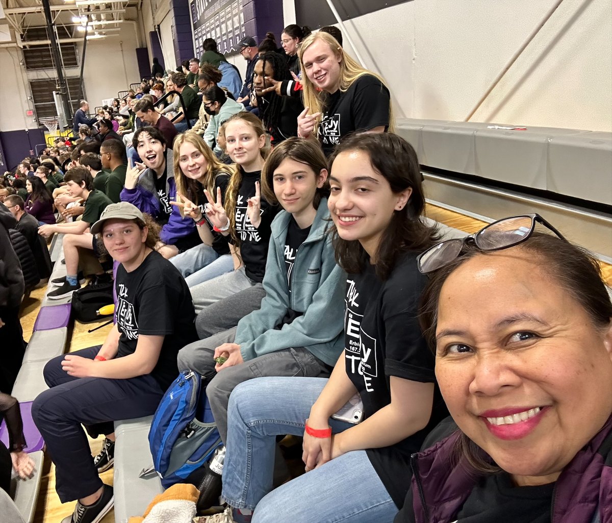 MCHSDurhamTech's tweet image. Our Science Olympiad team took home three medals at a recent competition @RiversideDPSNC. The t-shirts themselves are gold medal worthy!