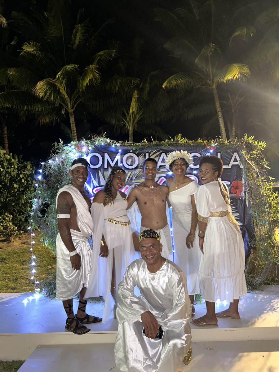 P E K A 🥥 tweet media