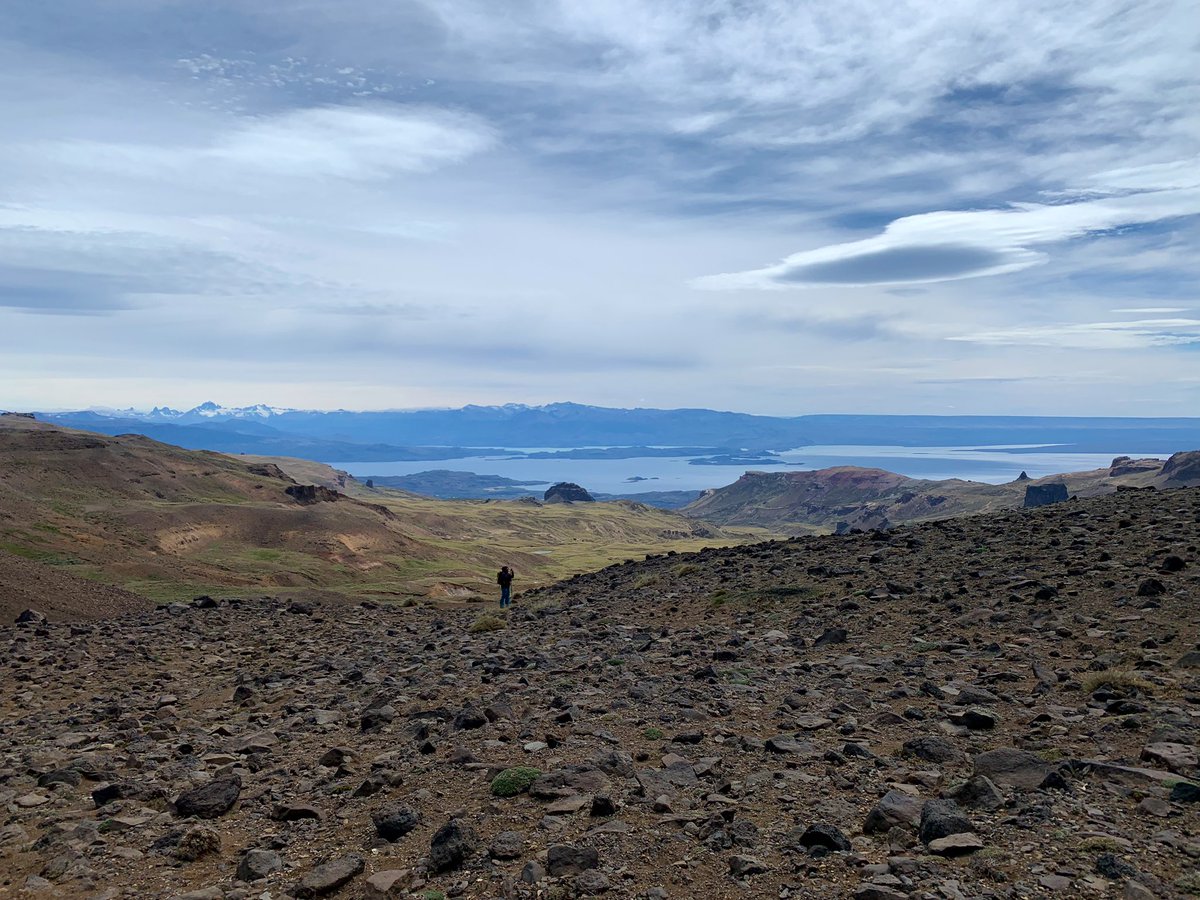 Hunting past glaciations in the one and only Chilean Patagonia #chilechico #glaciations #paleoclimate