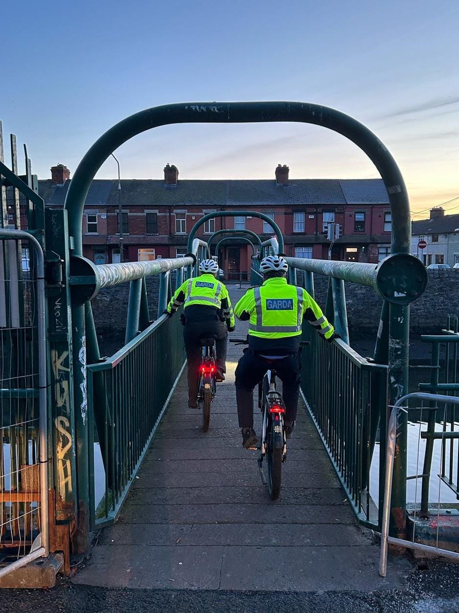 GardaTraffic's tweet image. Our two new electric bikes in Raheny are being put to use by Gardaí on patrol around Dublin 5.

It&apos;s crucial that cyclists continue to work with us by practicing good road safety, and taking personal responsibility for their own safety and that of other road users.

#SaferRoads