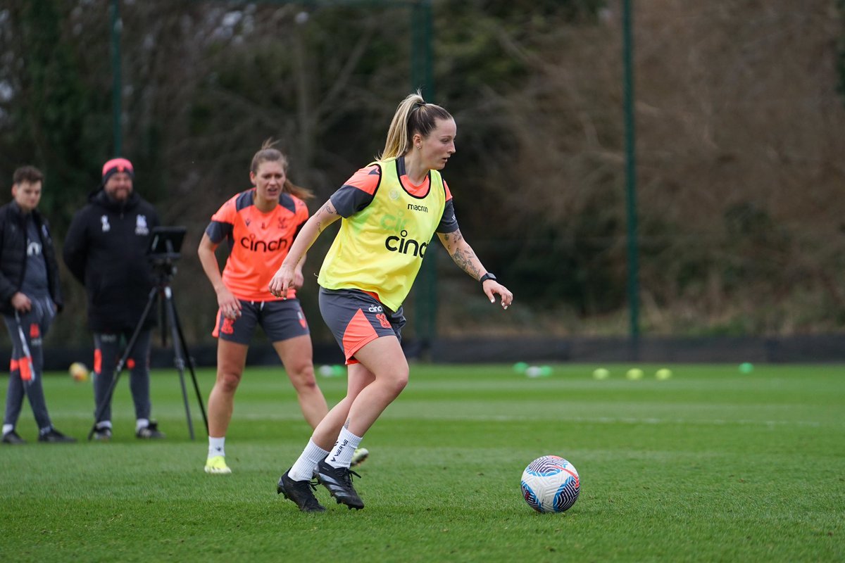 Happy place ⚽️🦅 @cpfc_w