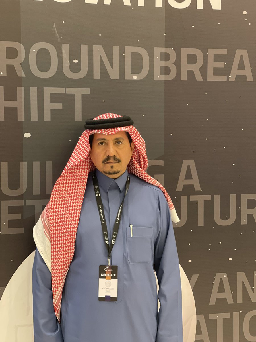 Dr_MubarakSalem's tweet photo. تحت شعار الاستعداد للمستقبل تشرفت بدعوة كريمة ضمن #مبادرة_القدرات_البشرية تحت رعاية سيدي ولي العهد الأمير  #م��مد_بن_سلمان
لتبادل الخبرات ومناقشة الأفكار الطموحة التي تعزز من جاهزية القدرات البشرية لمواكبة التغيرات المتسارعة في العالم.
@emara_najran 
@MOISaudiArabia https://t.co/CiFRDiyEBl