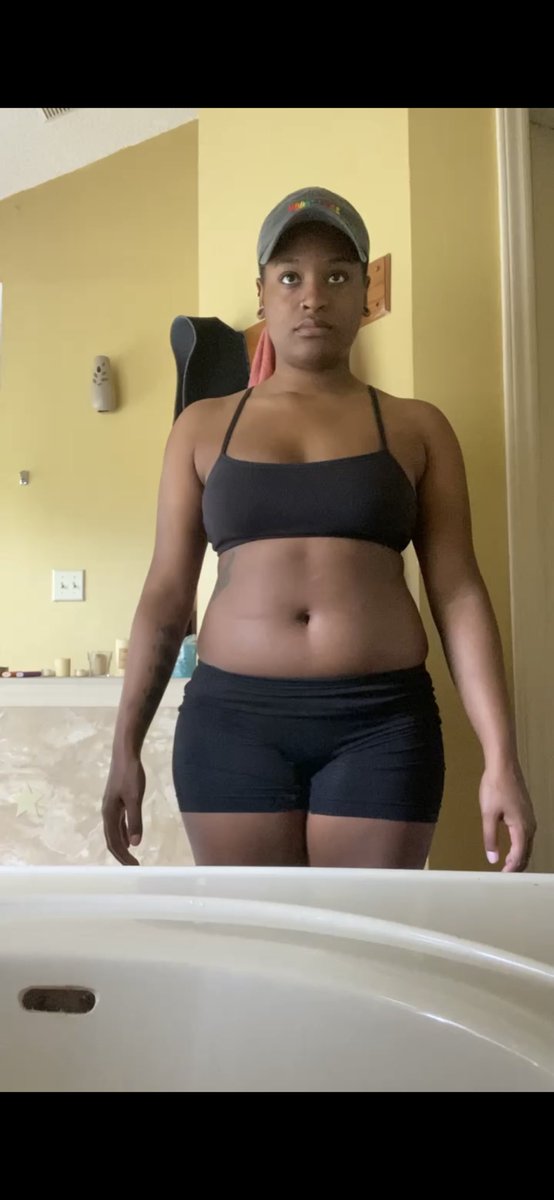 iamdawnmari's tweet photo. When you been standin’ on bidness for 3 years 😮‍💨 2021 vs 2024 💪🏽 https://t.co/rhJoHSojiC