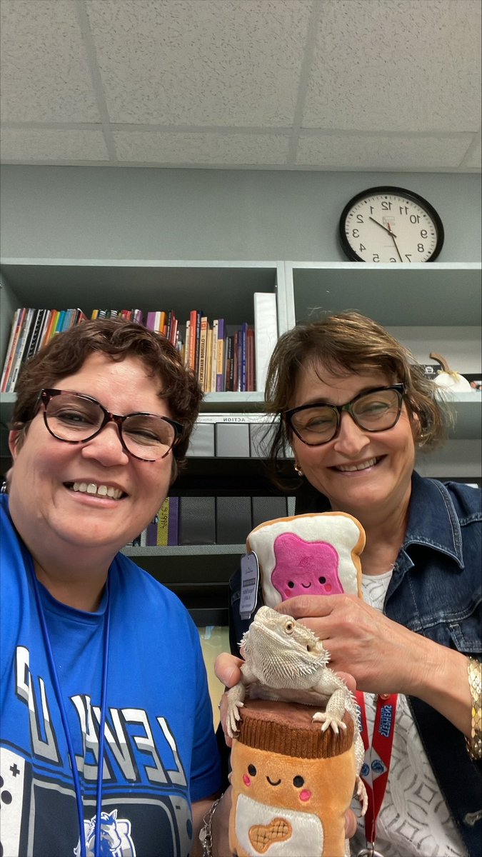 ebastias_'s tweet photo. #katysisterschools #bettertogetherstallionsandRangers @USEStallions #wcerangers https://t.co/bE66nIDNZm