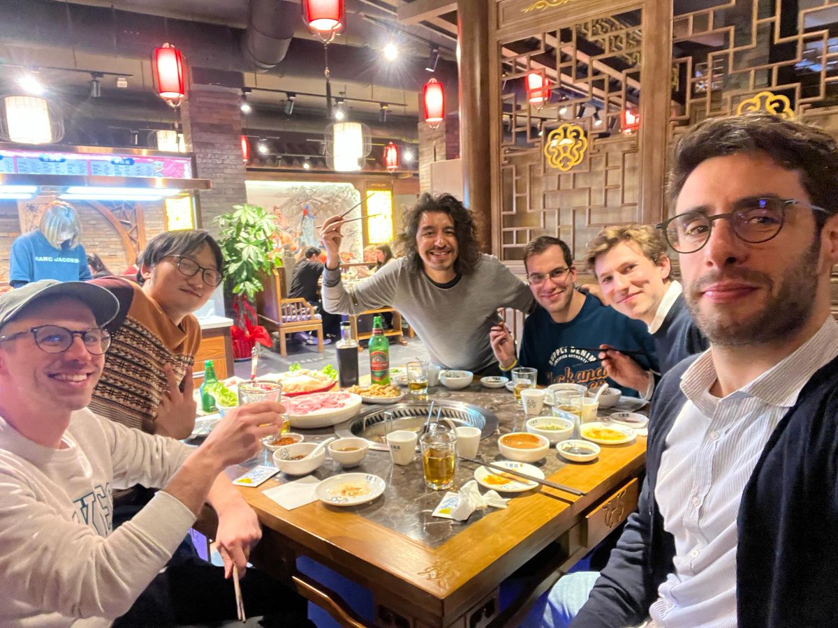 After a long working day (full of crazy chemistry), is hot pot 🍲 night!!! Thanks Chun [🇨🇳] for the amazing recommendations!! <a href="/CristianRosso92/">Cristian Rosso</a> <a href="/DMZ_MazDa/">Daniele Mazzarella</a> <a href="/VascoCorti/">Vasco_Corti</a> <a href="/RicardoIRdz/">Ricardo Isaac Rodríguez</a> <a href="/Giovanni_Qi/">Giovanni</a> #JulienPaut