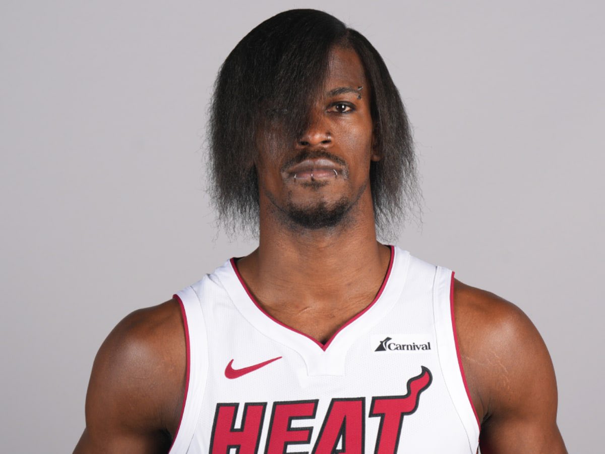 falloutboy's tweet image. how it started vs. how it’s going

falloutboy.lnk.to/smfsvideo

@JimmyButler