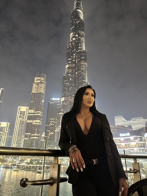 What if i move here❤️ https://t.co/xFhmEhLhM6<a href="/tag/royalbdsm"class="tags"><span>#royalbdsm</span></a>