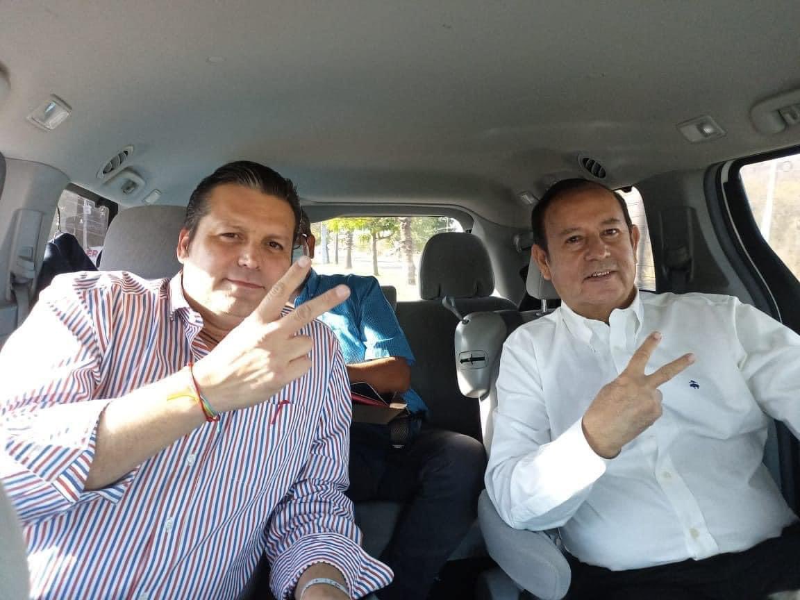 Muy feliz cumpleaños a mi querido amigo <a href="/AaronIrizar/">Aarón Irízar López</a>, muchos años y bendiciones más! Fuerte abrazo.