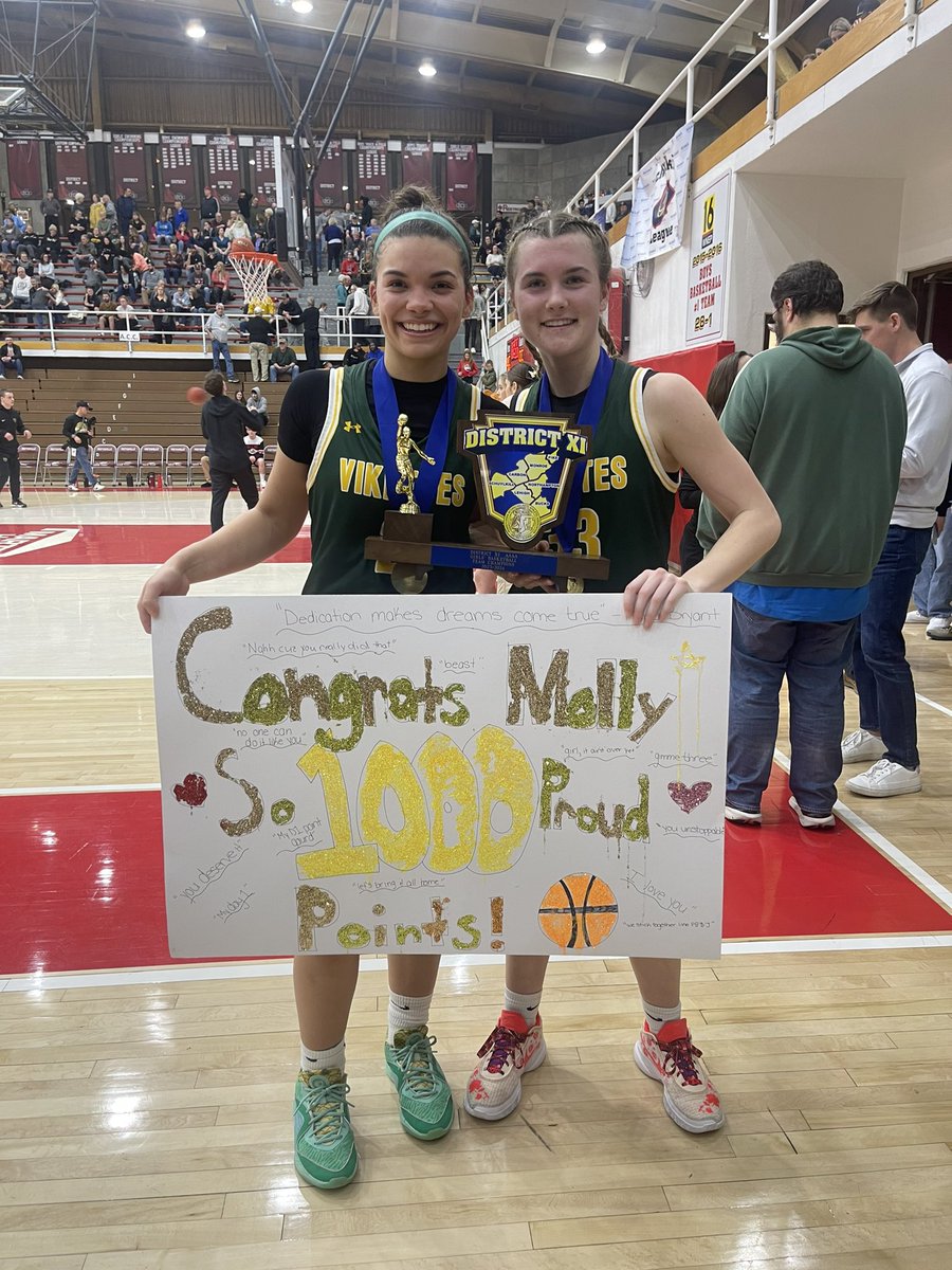 RAISING THE HARDWARE!!! CHAMPIONSHIP WEDNESDAY: Central Catholic vs Blue Mtn. Girls @PIAADistrictXI 4A Championship Final: 55-46 Vikettes win the Title on a night that Molly Driscoll scores her 1000th point. 👍👍 Best of luck to both teams in the @PIAASports tournament.…