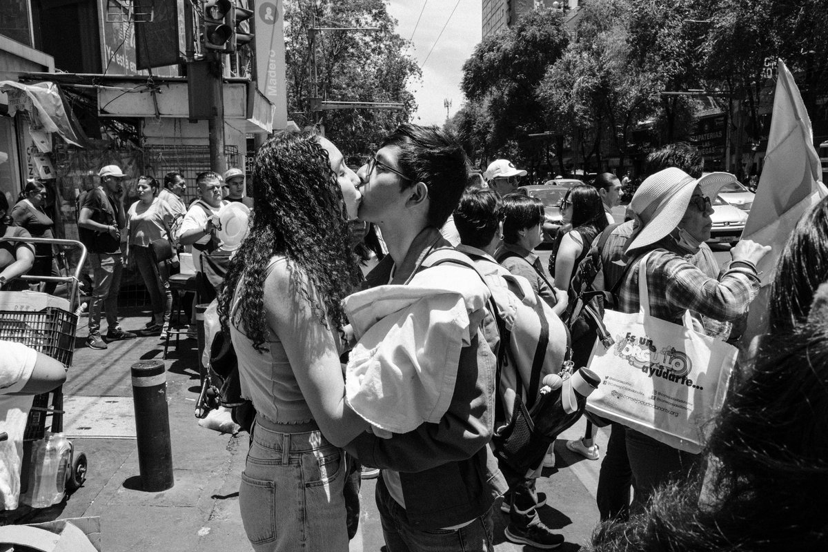 “Street Diaries” ~ Mexico City // #leica #streetphotography #CDMX