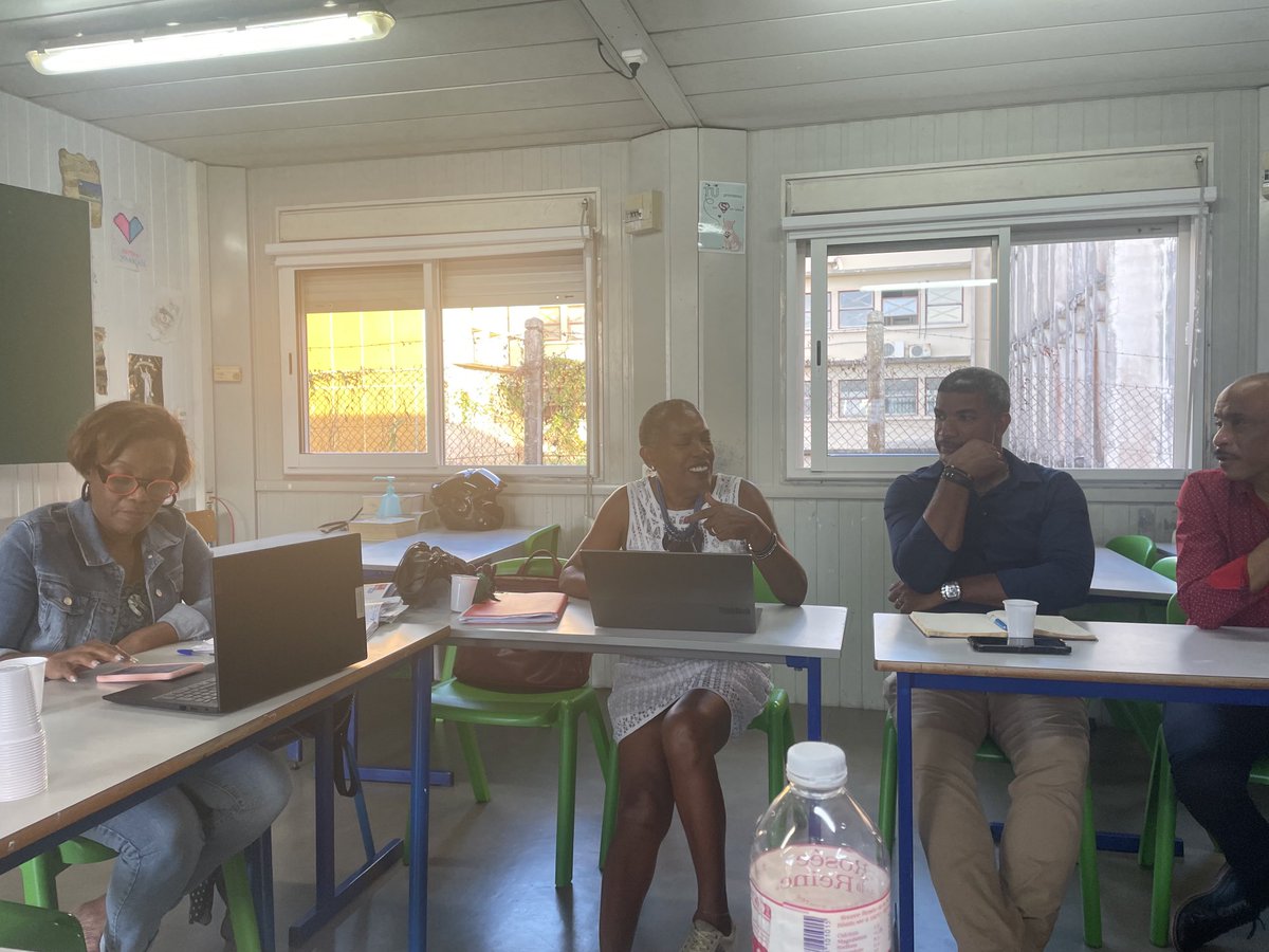 SnpdenUNSA972's tweet photo. Préparation des prochaines réunions syndicales : du 29 février au 05 mars, le SNPDEN organise des temps forts tels que l’AG ou encore la formation juridique niveau 2. #Formation #Accompagnement ⁦@MireilleVentur1⁩ ⁦@TruxilloCel⁩ ⁦@GuitteaudKrys⁩ ⁦@snpden⁩ https://t.co/UxSkjZo5iv
