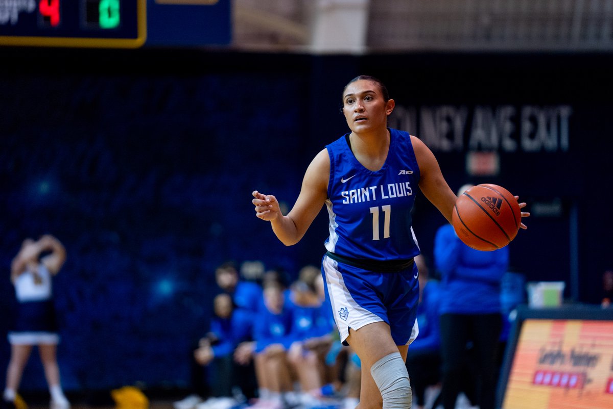 SaintLouisWBB's tweet photo. 🚨𝐓𝐫𝐢𝐩𝐥𝐞-𝐝𝐨𝐮𝐛𝐥𝐞 𝐚𝐥𝐞𝐫𝐭🚨

Julia Martinez records the Billikens first triple-double of the season with 11 rebounds, 10 points and 10 assists! https://t.co/J8xinhA0Pv