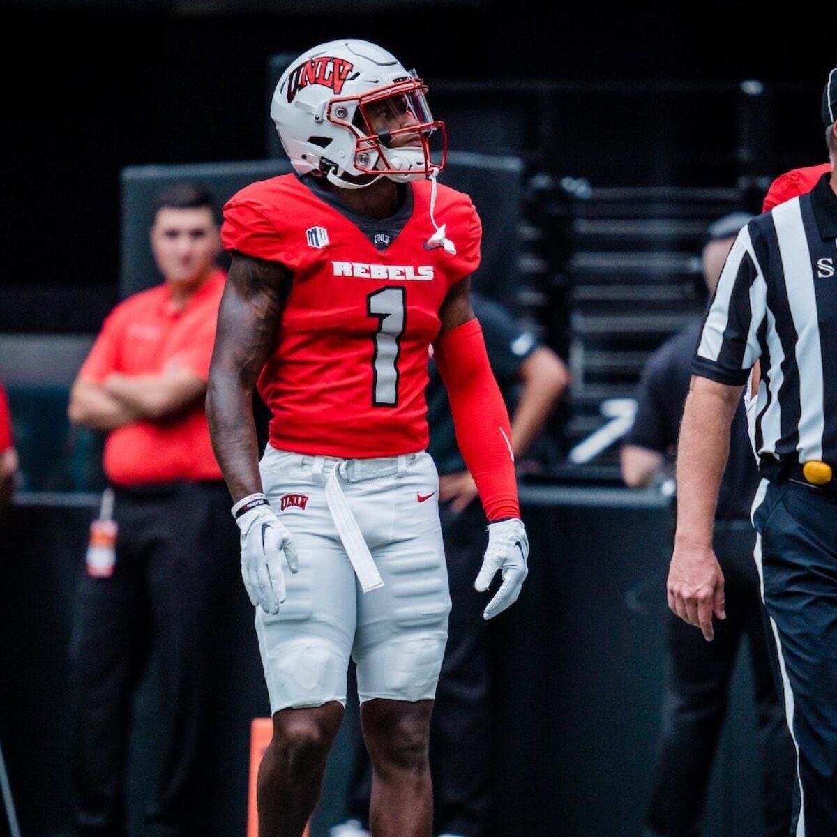 #AGTG Blessed to receive an offer from the University of Las Vegas ‼️@BrennanMarion4 @Coach_Odom @unlvfootball @BarringtonMorr4