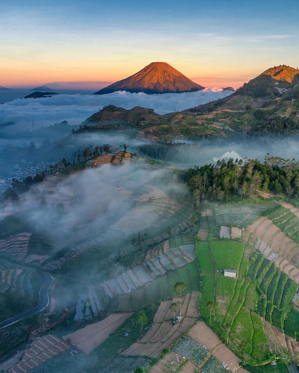 Jelajahi_IDN's tweet photo. Kapan main ke Dieng?

🎬 ige@centraldieng https://t.co/uxrd8Xvup4